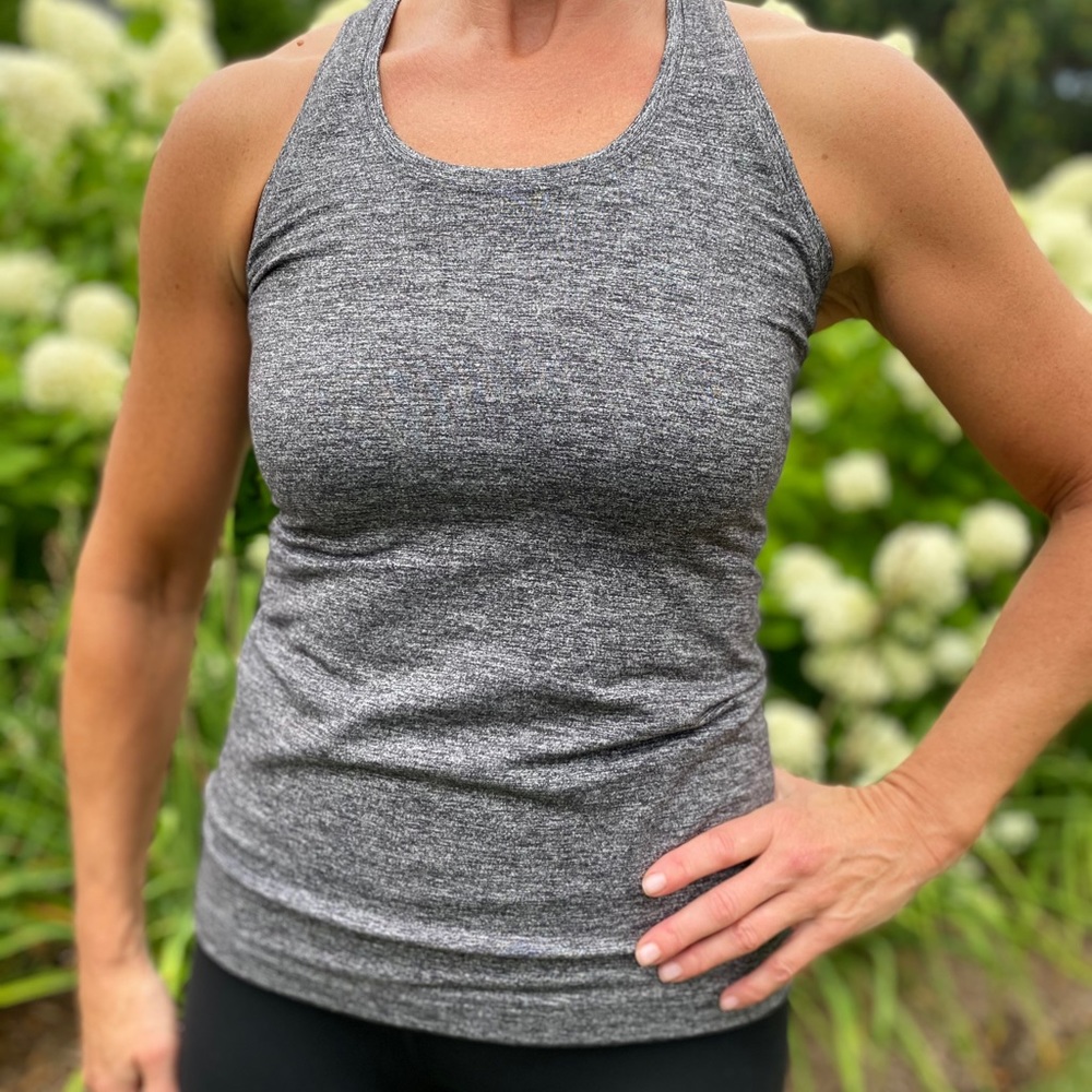 Lululemon Razor Back Tank Top - Picture 2 of 3